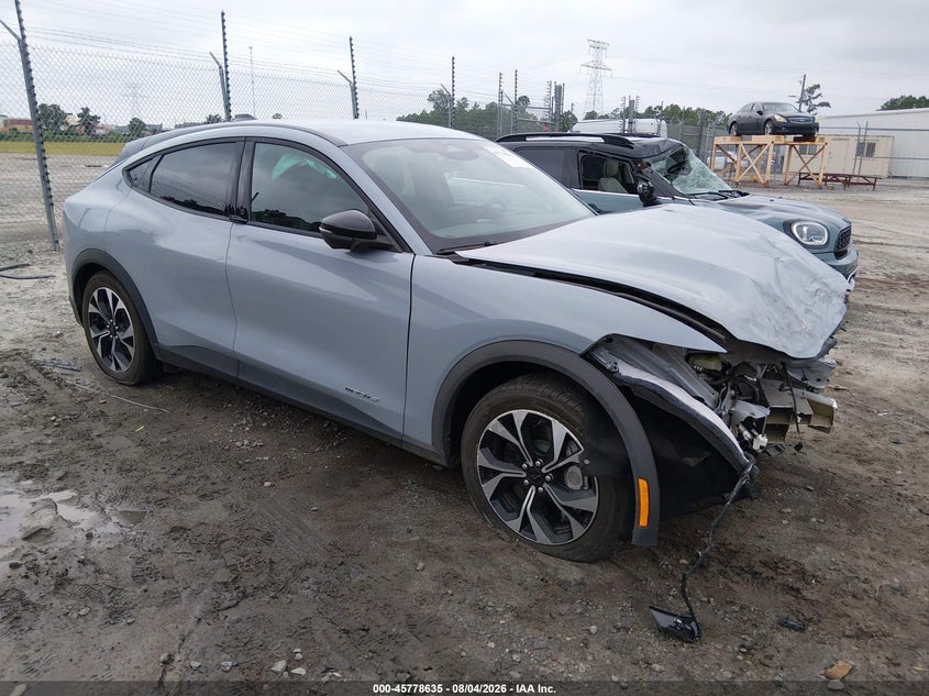 2025 Ford Mustang mach-e VIN 3FMTK1R44SMA15826 — IAAI salvage auction photo