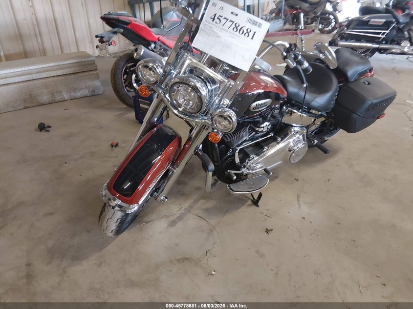 2024 Harley-davidson Softail VIN 1HD1YBK16RB022082 IAAI salvage auction — RIGHT SIDE, Salvage (Tennessee), sold $6,550 on 2026-09-09 (photo 2)