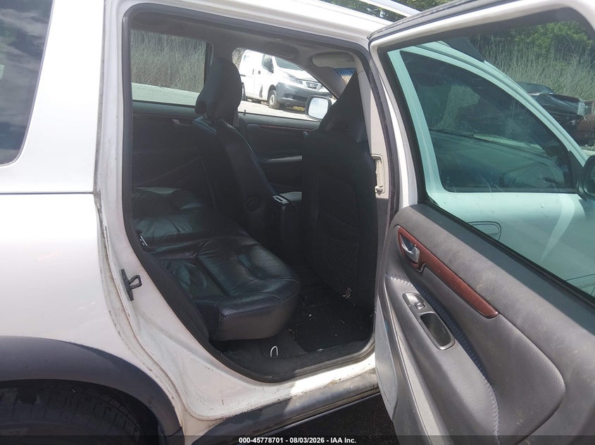 2007 Volvo Xc70 VIN YV4SZ592471281432 IAAI salvage auction — HAIL, Salvage - Greater Than 75% (Maryland), sold $525 on 2026-08-28 (photo 8)