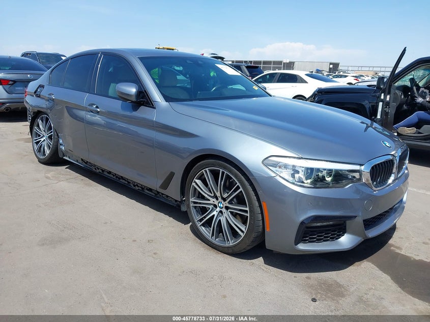 2019 BMW 5er VIN WBAJE5C56KWW26563 — IAAI salvage auction photo