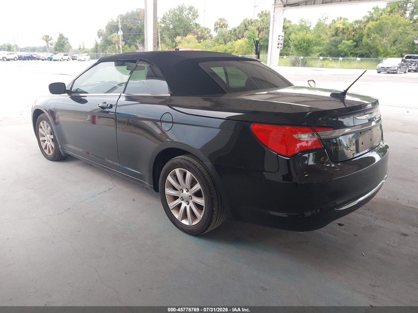 2012 Chrysler 200 VIN 1C3BCBEB4CN168807 IAAI salvage auction — FRONT END, Wait Title, sold $825 on 2026-08-20 (photo 3)