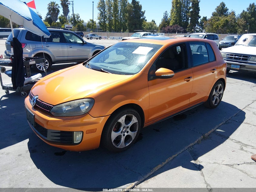 2010 Volkswagen Gti VIN WVWGV7AJ7AW313724 IAAI salvage auction — NORMAL WEAR, Clear (Illinois), sold $825 on 2026-08-17 (photo 2)