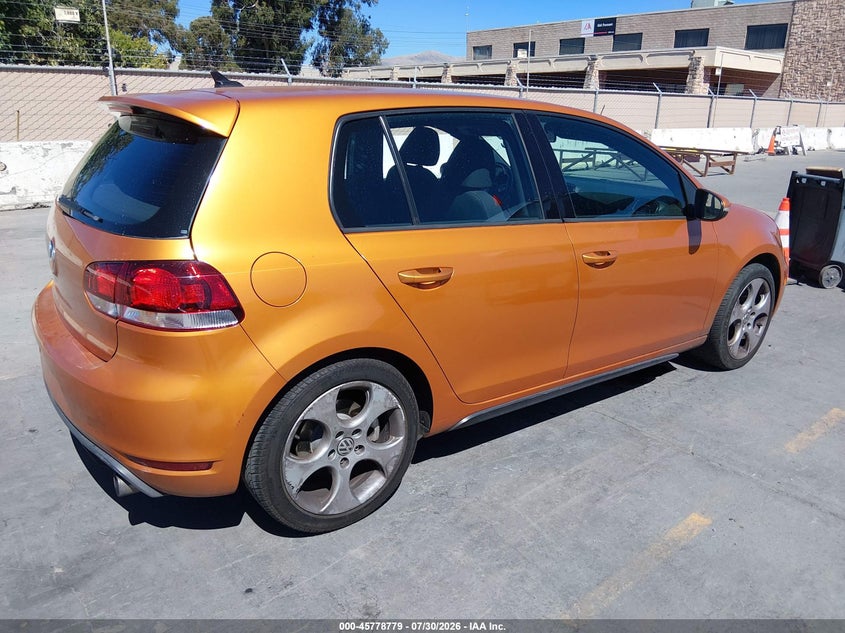 2010 Volkswagen Gti VIN WVWGV7AJ7AW313724 IAAI salvage auction — NORMAL WEAR, Clear (Illinois), sold $825 on 2026-08-17 (photo 4)