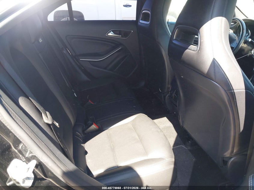 2015 Mercedes-benz Cla-klasse VIN WDDSJ4EB4FN249054 IAAI salvage auction — NORMAL WEAR, App For Dup Clear (California), sold $775 on 2026-08-20 (photo 8)