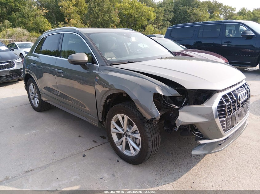 2024 Audi Q3 VIN WA1DECF33R1125372 — IAAI salvage auction photo