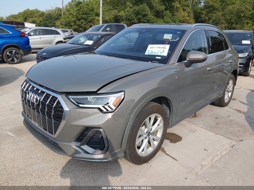 2024 Audi Q3 VIN WA1DECF33R1125372 IAAI salvage auction — RIGHT FRONT, Enterprise Vehicles Clear Only (Missouri), sold $14,400 on 2026-08-17 (photo 2)
