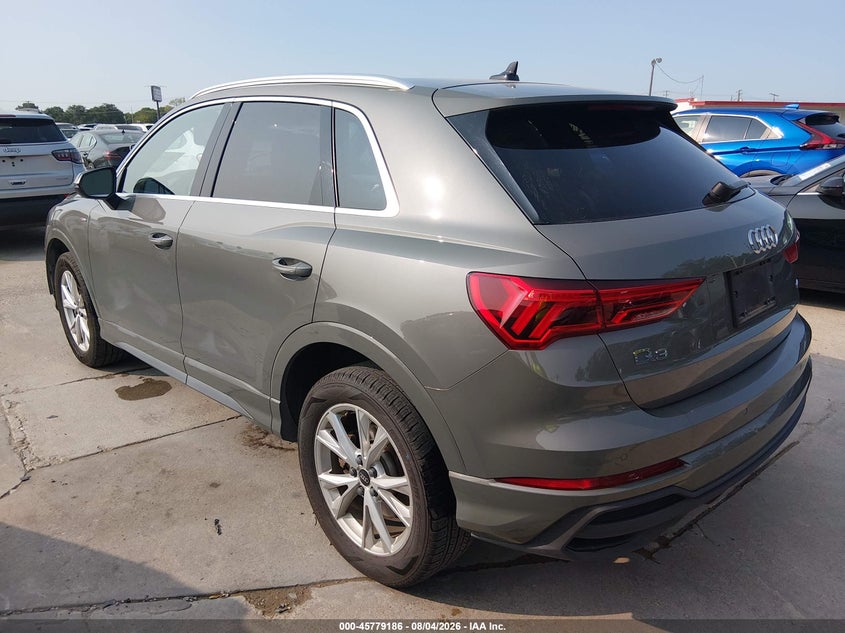 2024 Audi Q3 VIN WA1DECF33R1125372 IAAI salvage auction — RIGHT FRONT, Enterprise Vehicles Clear Only (Missouri), sold $14,400 on 2026-08-17 (photo 3)