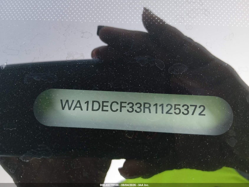 2024 Audi Q3 VIN WA1DECF33R1125372 IAAI salvage auction — RIGHT FRONT, Enterprise Vehicles Clear Only (Missouri), sold $14,400 on 2026-08-17 (photo 9)