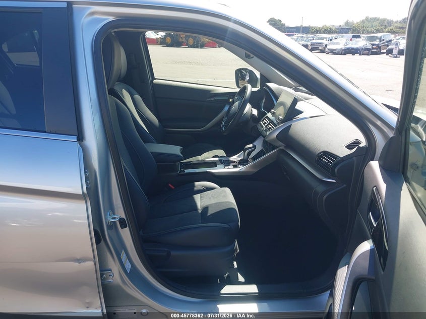 2026 Mitsubishi Eclipse cross VIN JA4ATWAA8TZ016303 IAAI salvage auction — RIGHT SIDE, Salvage Title, sold $11,150 on 2026-08-05 (photo 5)