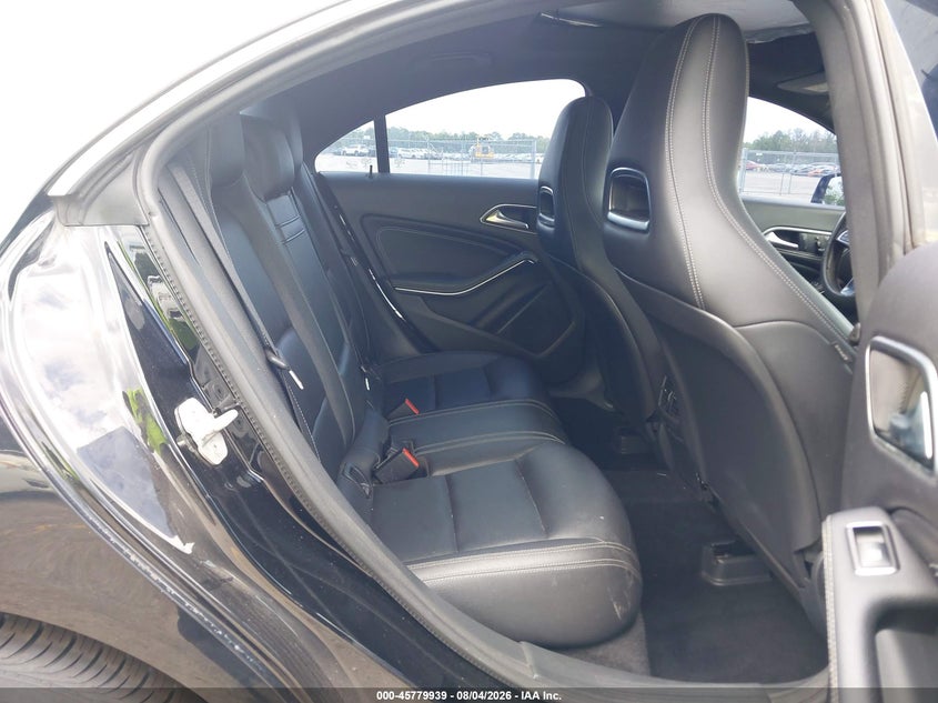 2016 Mercedes-benz Cla-klasse VIN WDDSJ4GBXGN390063 IAAI salvage auction — NORMAL WEAR, Salvage Title, sold $2,400 on 2026-08-17 (photo 8)