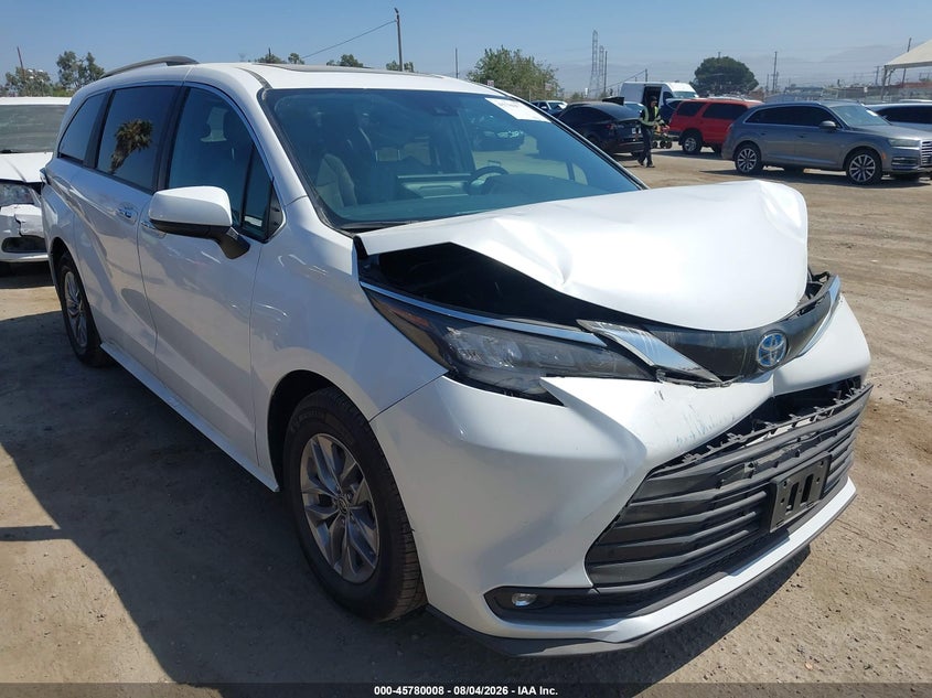 2025 Toyota Sienna VIN 5TDJRKEC0SS236334 — IAAI salvage auction photo