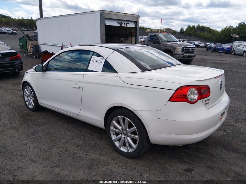 2011 Volkswagen Eos VIN WVWBA7AH0BV001268 IAAI salvage auction — NORMAL WEAR, Clear (Pennsylvania), sold $50 on 2026-08-11 (photo 3)
