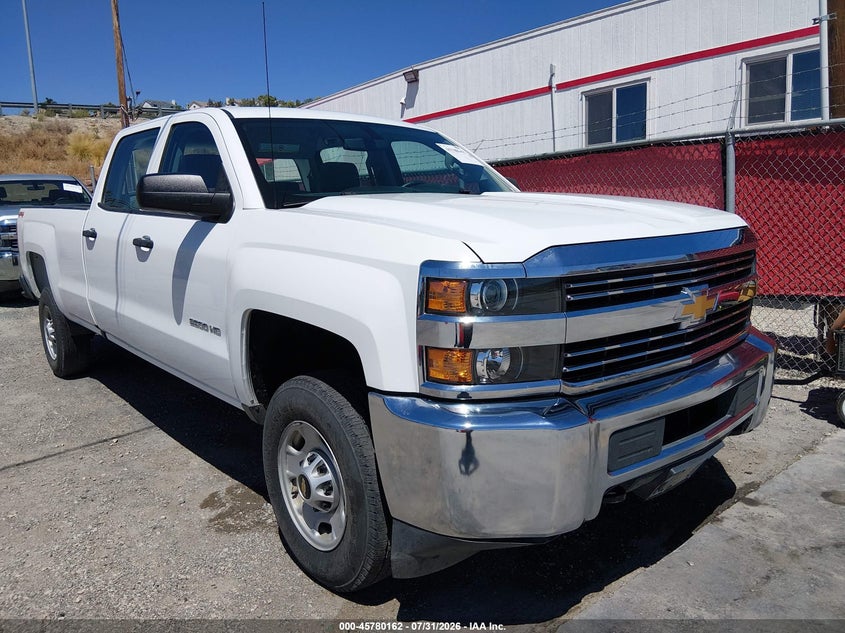 2018 Chevrolet Silverado 2500 VIN 1GC1KUEG5JF236315 — IAAI salvage auction photo