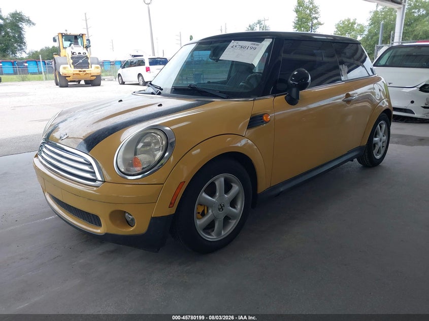 2009 Mini Cooper VIN WMWMF33539TW73673 IAAI salvage auction — MECHANICAL, Clear (Florida), sold $350 on 2026-08-12 (photo 2)