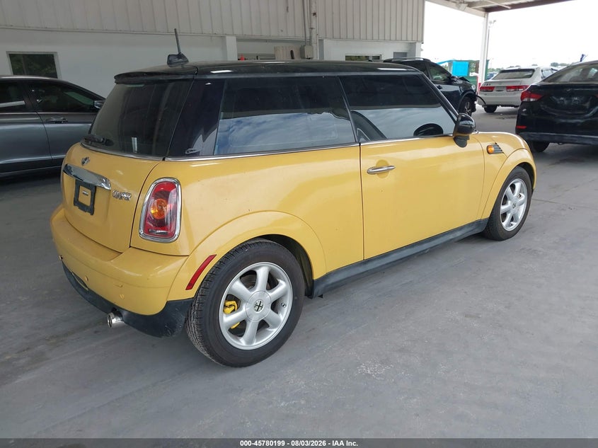 2009 Mini Cooper VIN WMWMF33539TW73673 IAAI salvage auction — MECHANICAL, Clear (Florida), sold $350 on 2026-08-12 (photo 4)
