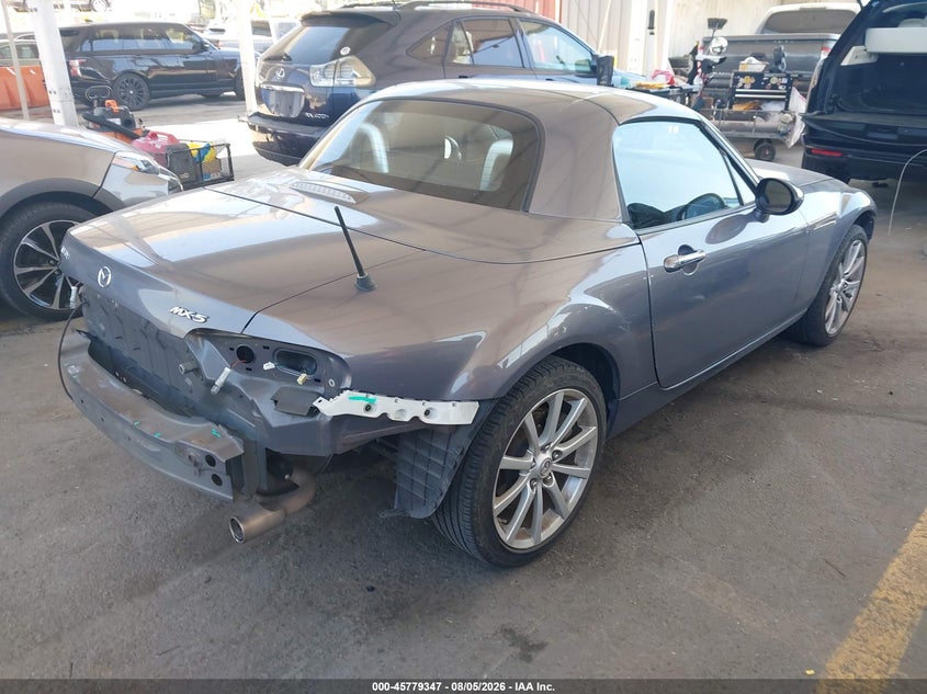 2008 Mazda Mx-5 VIN JM1NC26F880142905 IAAI salvage auction — FRONT & REAR, Salvage (California), sold $900 on 2026-08-31 (photo 4)