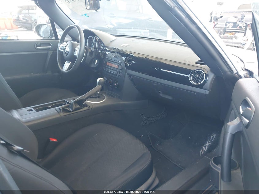 2008 Mazda Mx-5 VIN JM1NC26F880142905 IAAI salvage auction — FRONT & REAR, Salvage (California), sold $900 on 2026-08-31 (photo 5)