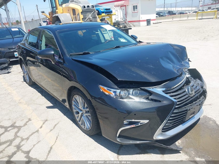 2018 Lexus ES VIN 58ABK1GG0JU085917 — IAAI salvage auction photo