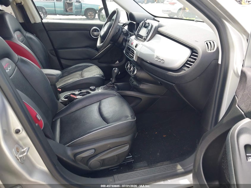 2016 Fiat 500x VIN ZFBCFYDT7GP388931 IAAI salvage auction — NORMAL WEAR, Clear (Florida), sold $425 on 2026-08-17 (photo 5)
