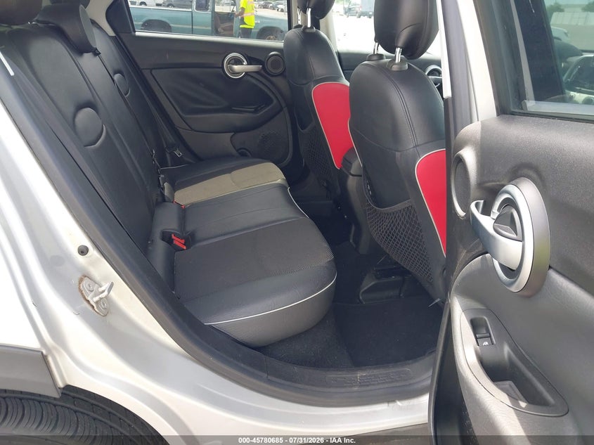 2016 Fiat 500x VIN ZFBCFYDT7GP388931 IAAI salvage auction — NORMAL WEAR, Clear (Florida), sold $425 on 2026-08-17 (photo 8)