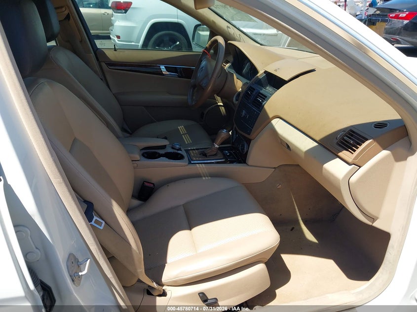 2008 Mercedes-benz C class VIN WDDGF54X28F114291 IAAI salvage auction — NORMAL WEAR, Clear - Dealer Only (California), sold $300 on 2026-08-11 (photo 5)