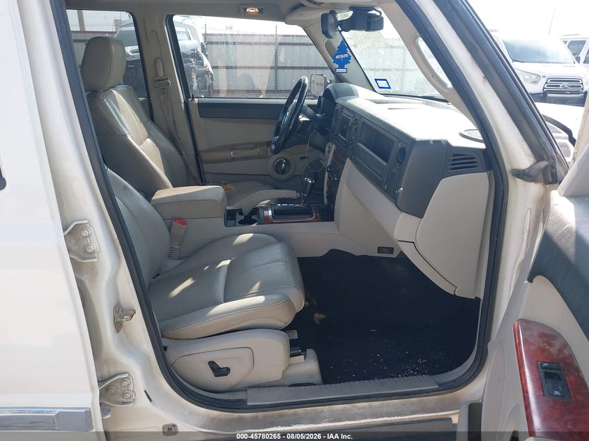 2006 Jeep Commander VIN 1J8HH58296C283531 IAAI salvage auction — SIDE, Original (Texas), sold $650 on 2026-09-03 (photo 5)