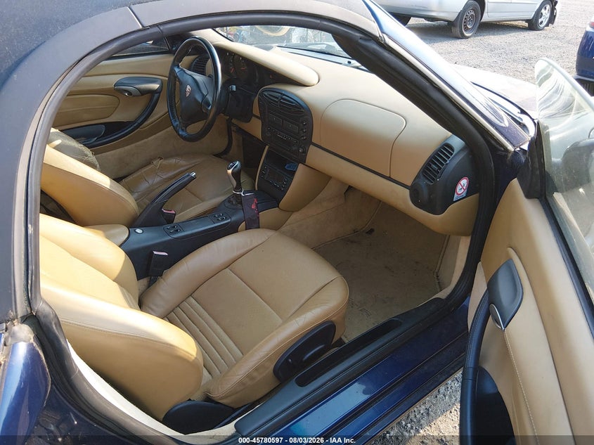 2002 Porsche Boxster VIN WP0CA29892U624180 IAAI salvage auction — NORMAL WEAR, Clear (Washington), sold $450 on 2026-08-19 (photo 5)