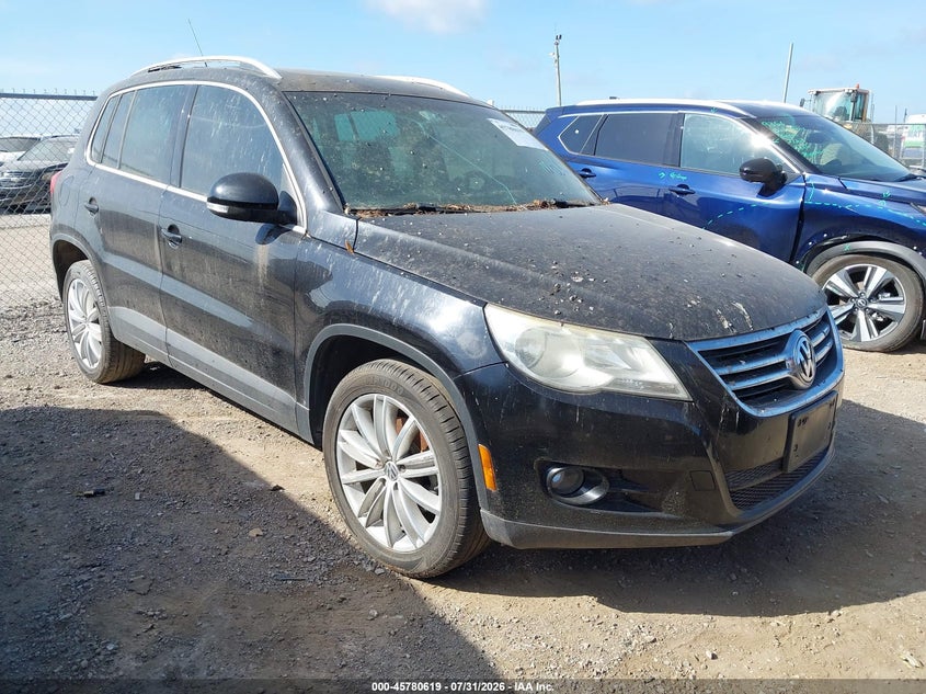2009 Volkswagen Tiguan VIN WVGAV75NX9W526533 IAAI salvage auction — NORMAL WEAR, Original (Texas), sold $350 on 2026-08-11 (photo 1)