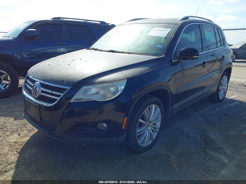 2009 Volkswagen Tiguan VIN WVGAV75NX9W526533 IAAI salvage auction — NORMAL WEAR, Original (Texas), sold $350 on 2026-08-11 (photo 2)