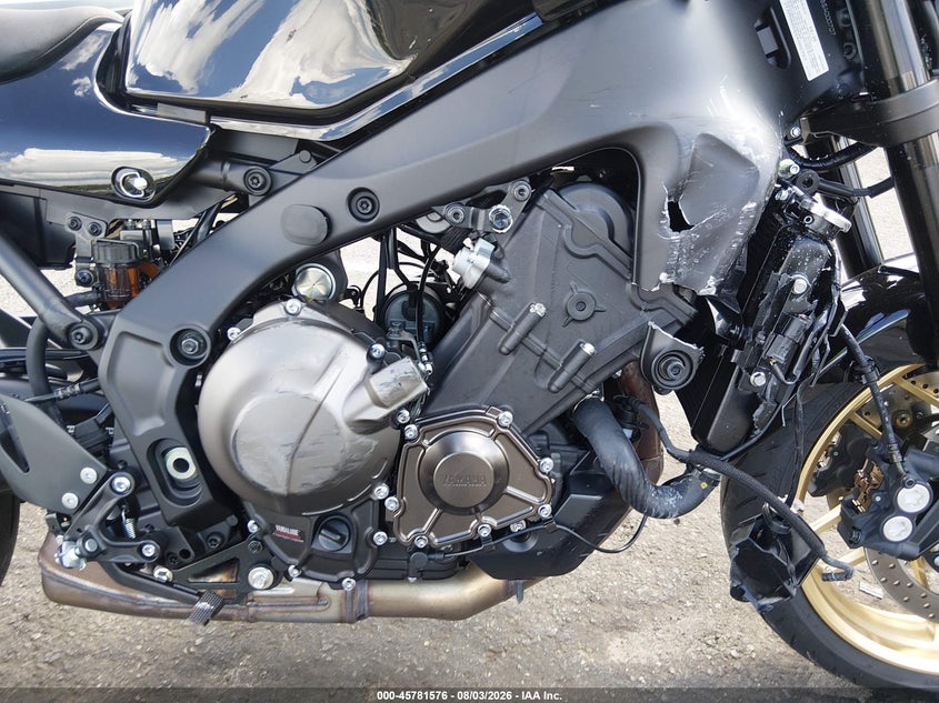 2025 Yamaha Xsr VIN JYARN96E6SA000707 IAAI salvage auction — SIDE, Salvage Title, sold $3,250 on 2026-09-25 (photo 8)