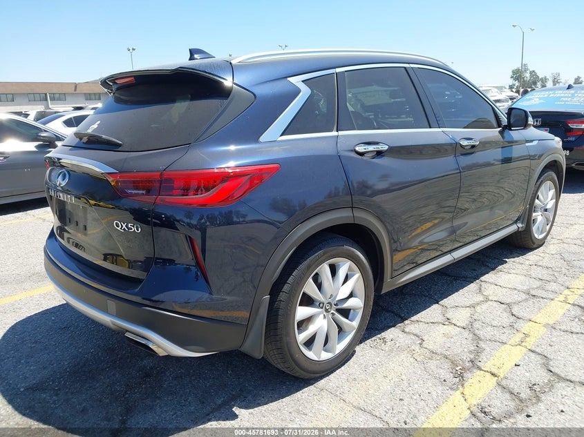 2019 Infiniti Qx50 VIN 3PCAJ5M13KF115858 IAAI salvage auction — SIDE, Salvage Title, sold $4,550 on 2026-09-15 (photo 4)