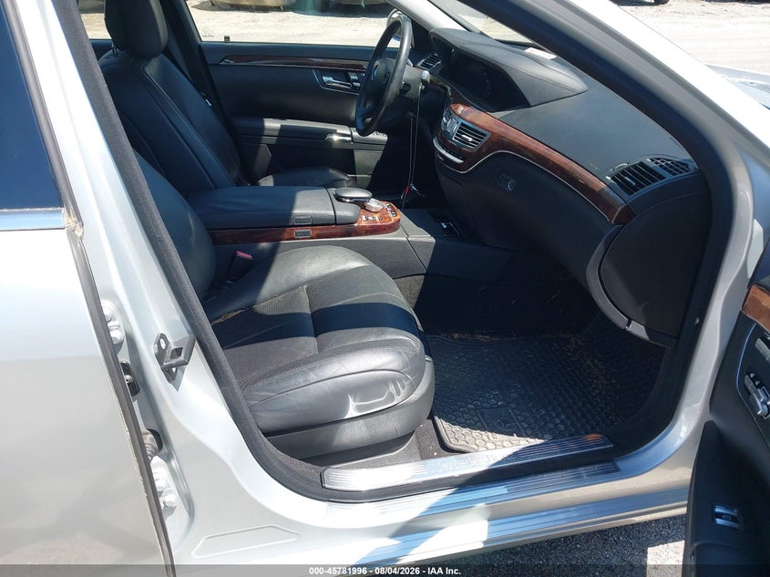 2007 Mercedes-benz S class VIN WDDNG86X97A138974 IAAI salvage auction — WATER/FLOOD, Clear (Massachusetts), sold $1,025 on 2026-08-14 (photo 5)