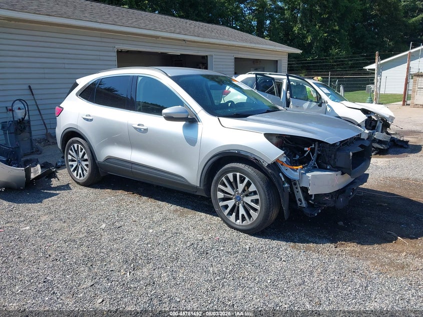2020 Ford Escape VIN 1FMCU9DZ3LUA60166 — IAAI salvage auction photo