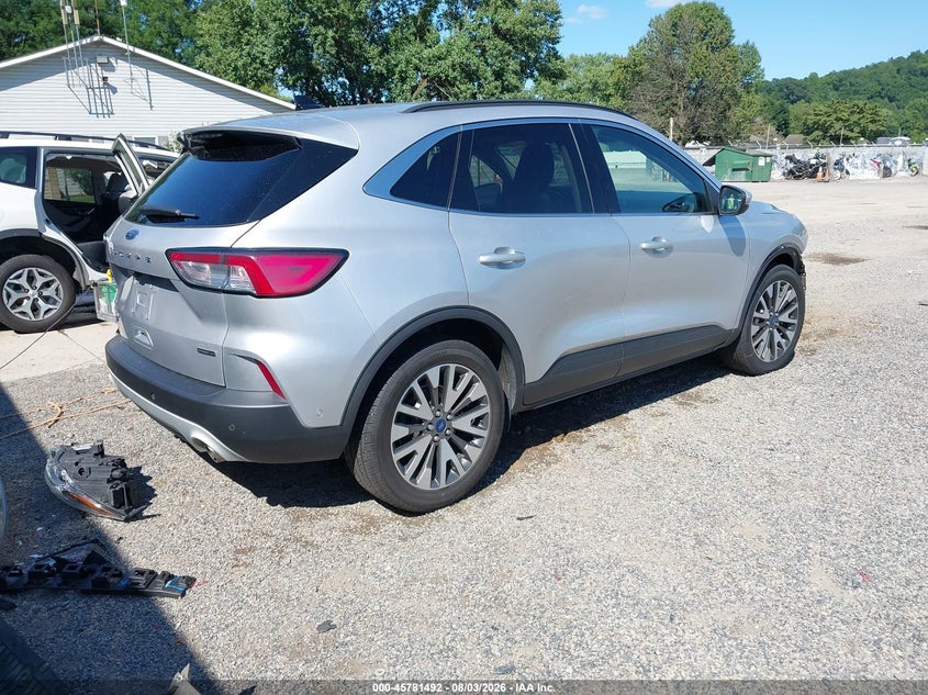 2020 Ford Escape VIN 1FMCU9DZ3LUA60166 IAAI salvage auction — FRONT END, Salvage (Ohio), sold $7,500 on 2026-08-24 (photo 4)