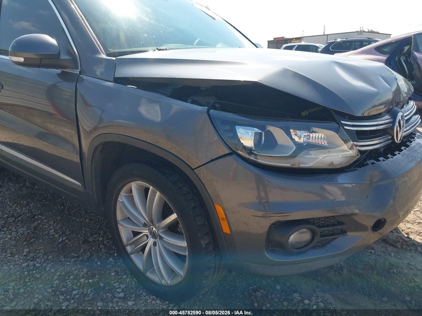 2016 Volkswagen Tiguan VIN WVGAV7AX4GW542019 IAAI salvage auction — FRONT END, Wait Title, sold $1,000 on 2026-09-26 (photo 6)