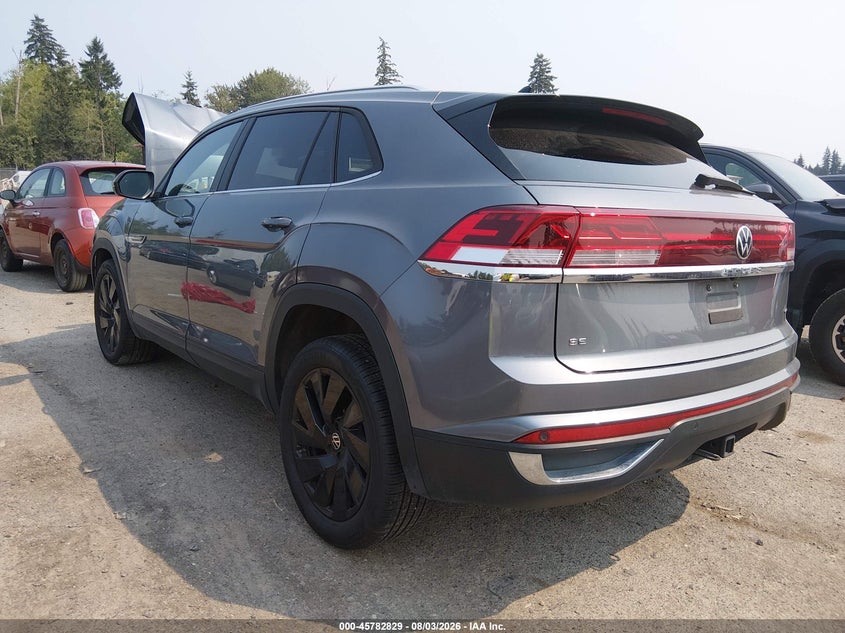 2025 Volkswagen Atlas cross sport VIN 1V2KE2CA5SC228229 IAAI salvage auction — FRONT END, Salvage Title, sold $13,200 on 2026-08-10 (photo 3)