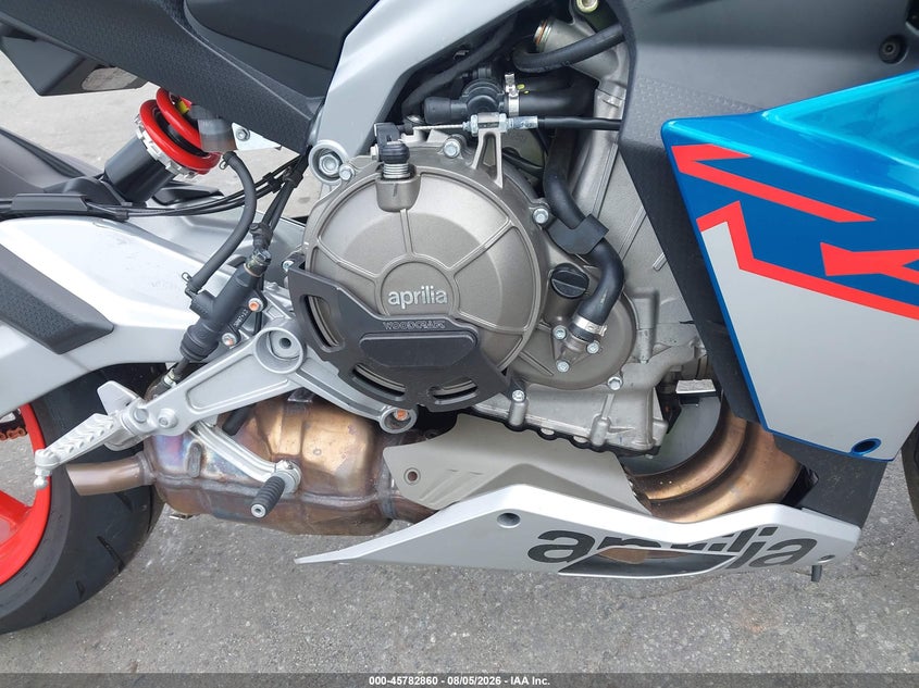 2026 Aprilia Rs VIN ZD4XGUA09TS000205 IAAI salvage auction — FRONT & REAR, Wait Title, sold $3,450 on 2026-10-20 (photo 8)