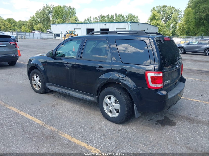 2010 Ford Escape VIN 1FMCU9DG8AKC97744 IAAI salvage auction — SIDE, Clear (Michigan), sold $25 on 2026-09-06 (photo 3)