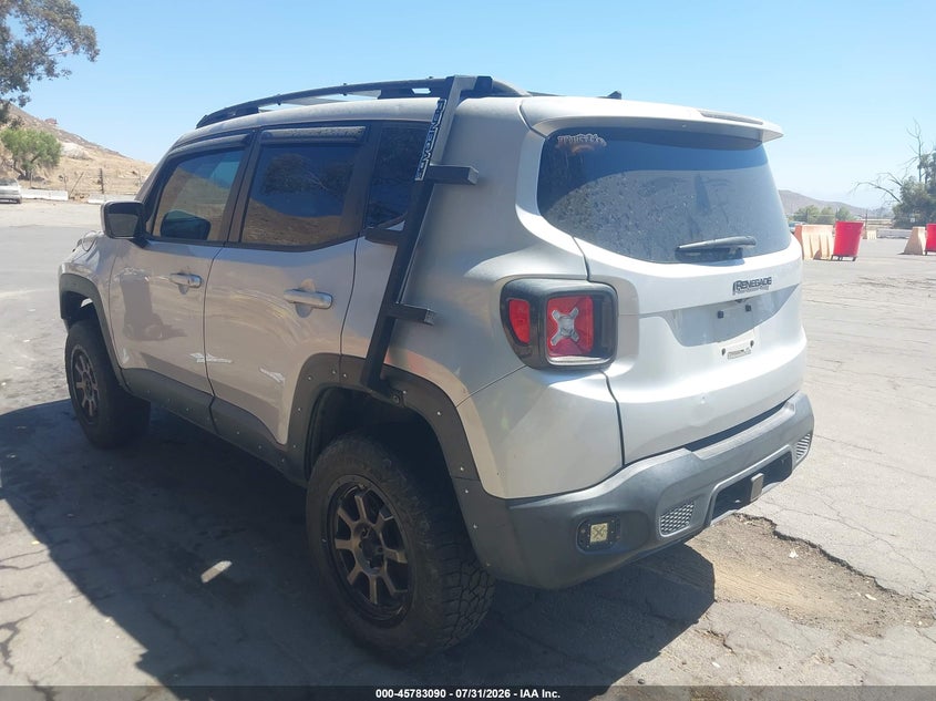 2015 Jeep Renegade VIN ZACCJBBT3FPC39137 IAAI salvage auction — NORMAL WEAR, Clear - Dealer Only (California), sold $875 on 2026-08-18 (photo 3)