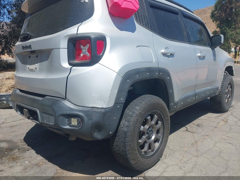 2015 Jeep Renegade VIN ZACCJBBT3FPC39137 IAAI salvage auction — NORMAL WEAR, Clear - Dealer Only (California), sold $875 on 2026-08-18 (photo 6)
