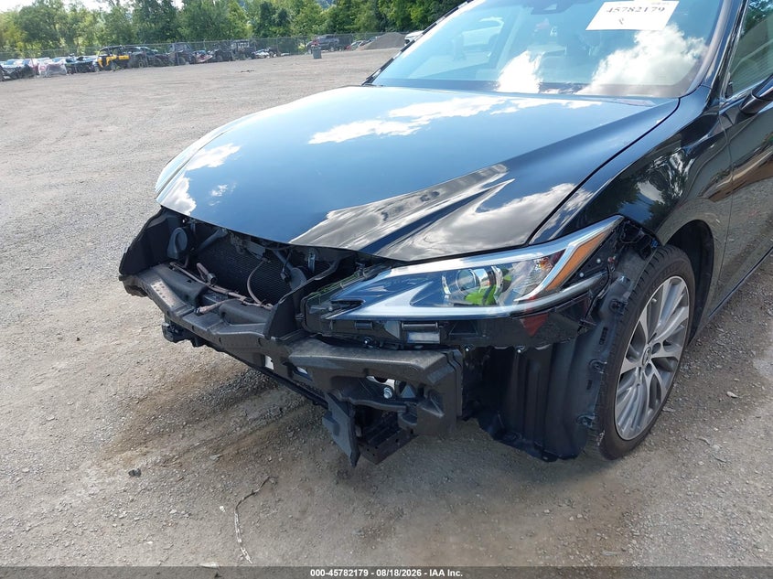 2021 Lexus ES VIN 58AD11D17MU005190 IAAI salvage auction — SIDE, Salvage (Ohio), sold $8,000 on 2026-08-26 (photo 6)