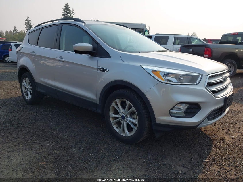 2018 Ford Escape VIN 1FMCU9GD3JUD31160 — IAAI salvage auction photo