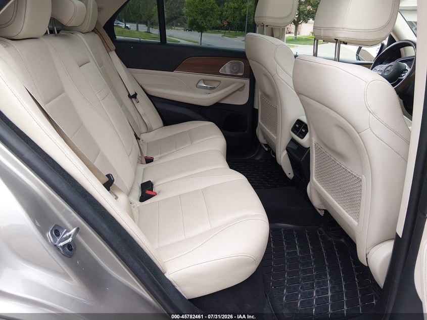 2022 Mercedes-benz Gle VIN 4JGFB4KBXNA807827 IAAI salvage auction — NORMAL WEAR, Salvage Title, sold $26,250 on 2026-09-03 (photo 8)