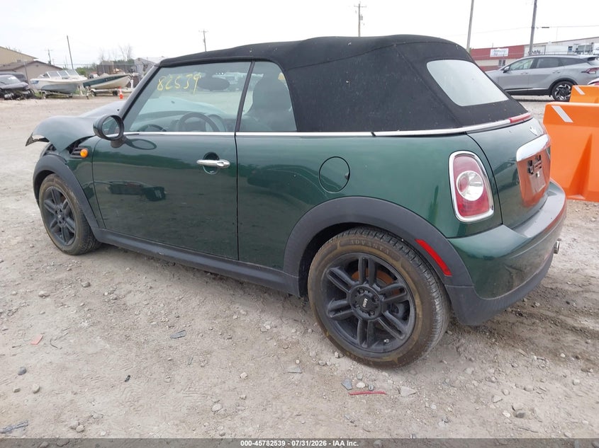 2013 Mini Convertible VIN WMWZN3C50DT135367 IAAI salvage auction — RIGHT FRONT, Clear (Wisconsin), sold $475 on 2026-08-13 (photo 3)