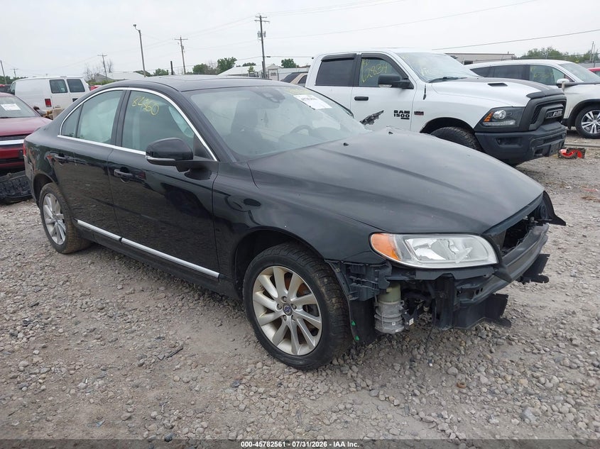 2015 Volvo S80 VIN YV140MAC4F1182350 IAAI salvage auction — LEFT SIDE, Clear-Endorsement (Wisconsin), sold $275 on 2026-08-13 (photo 1)