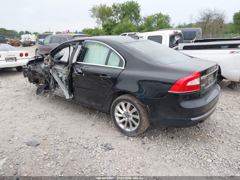 2015 Volvo S80 VIN YV140MAC4F1182350 IAAI salvage auction — LEFT SIDE, Clear-Endorsement (Wisconsin), sold $275 on 2026-08-13 (photo 3)