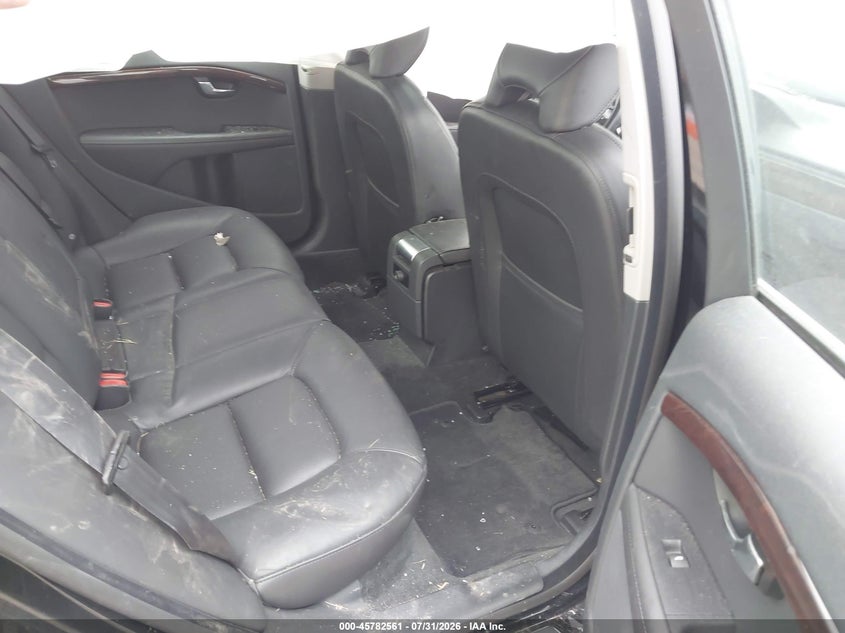 2015 Volvo S80 VIN YV140MAC4F1182350 IAAI salvage auction — LEFT SIDE, Clear-Endorsement (Wisconsin), sold $275 on 2026-08-13 (photo 8)