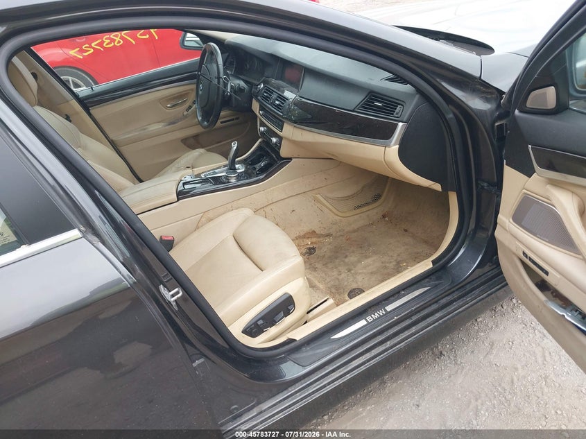 2014 BMW 5er VIN WBA5B3C52ED538429 IAAI salvage auction — NORMAL WEAR, Salvage Title, sold $2,625 on 2026-08-21 (photo 5)