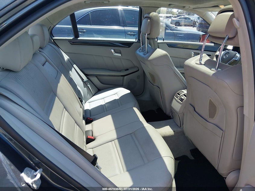 2012 Mercedes-benz E-klasse amg VIN WDDHF7EB5CA524835 IAAI salvage auction — NORMAL WEAR, Salvage Title, sold $1,700 on 2026-08-13 (photo 8)