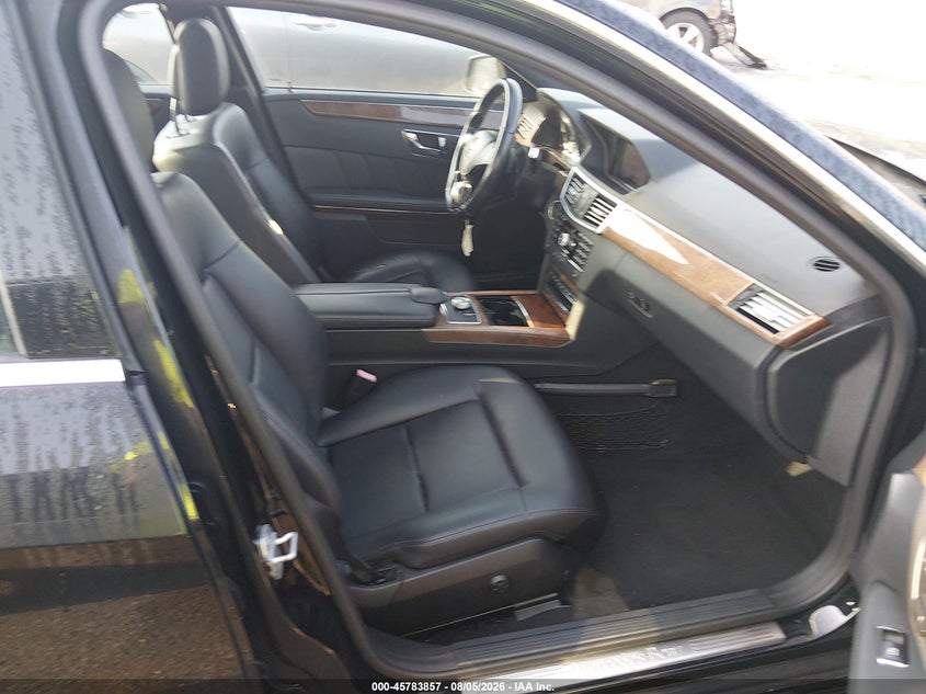 2010 Mercedes-benz E-class VIN WDDHF8HB7AA218721 IAAI salvage auction — NORMAL WEAR, Clear (Louisiana), sold $1,000 on 2026-08-11 (photo 5)